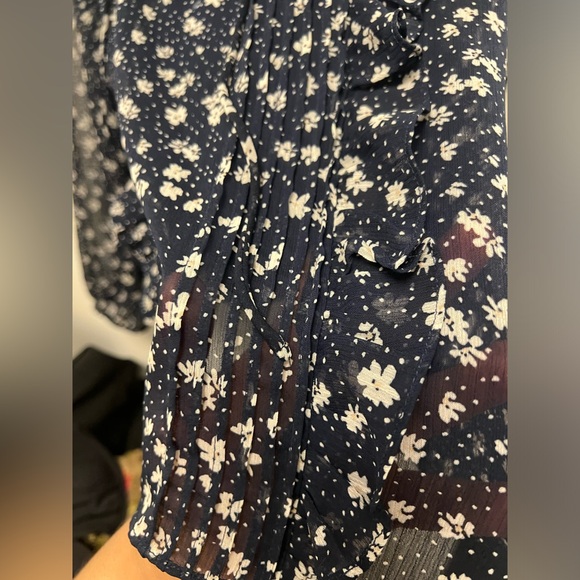 Blouse Ever New Melbourne - Picture 9 of 16